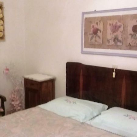Nonna Maria Apartment Montopoli in Val d'Arno Luaran gambar